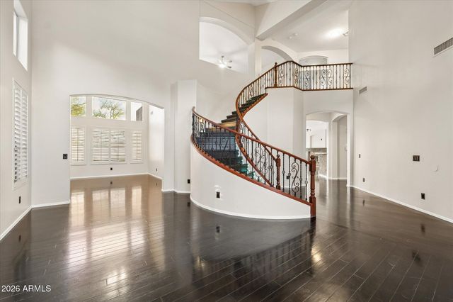 9629 E GRANDVIEW Street, Mesa, AZ 85207