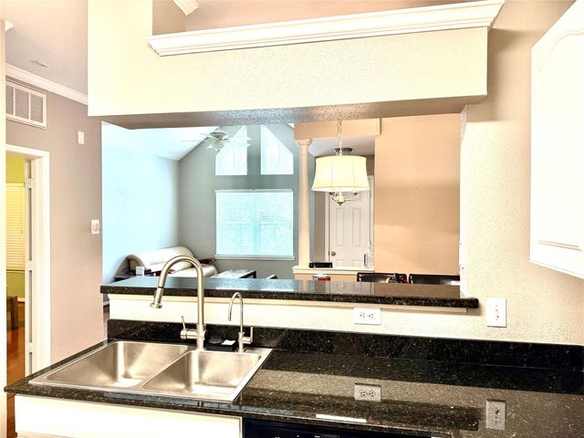 1330 Old Spanish Trail 8310, Houston, TX 77054