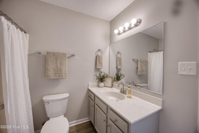 214 W Volant Street, Hubert, NC 28539