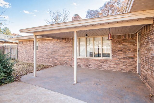 1803 E Buckley Street, Brownfield, TX 79316