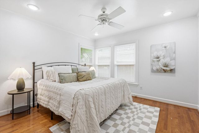 3525 Stadium Drive, Fort Worth, TX 76109