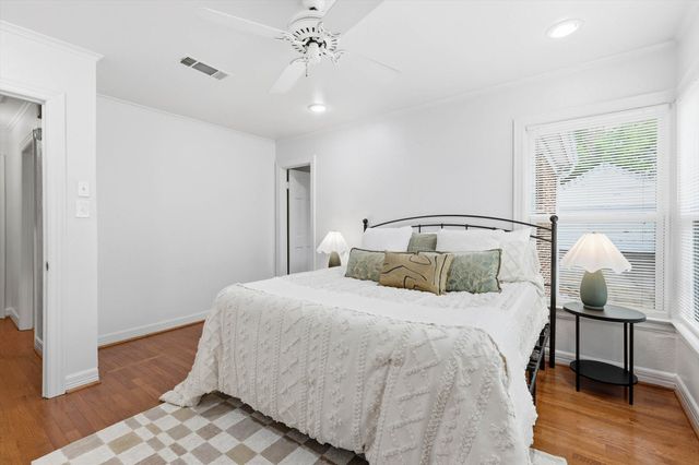 3525 Stadium Drive, Fort Worth, TX 76109