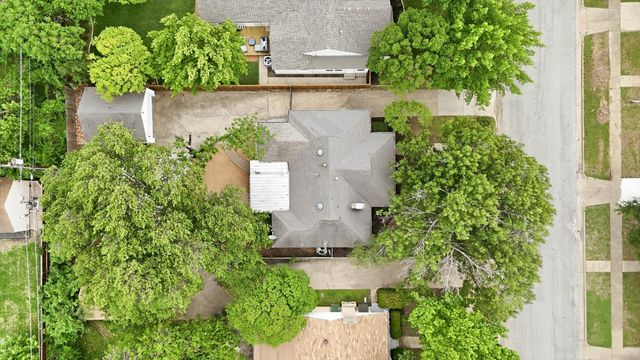 3525 Stadium Drive, Fort Worth, TX 76109