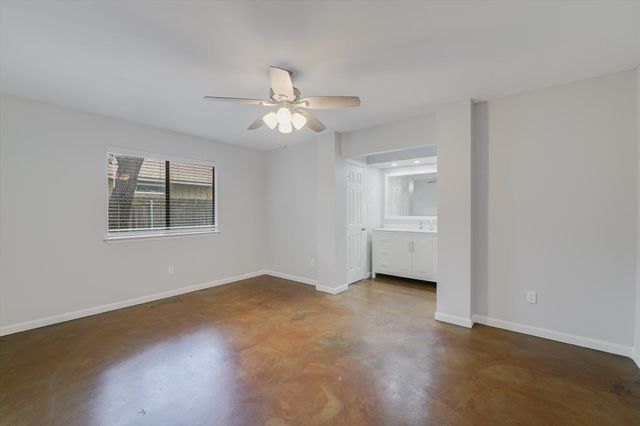 805 Live Oak DR, Cedar Park, TX 78613
