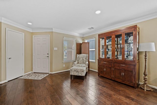 6615 Green Pear Lane, Houston, TX 77049