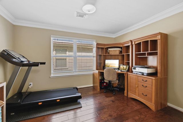 6615 Green Pear Lane, Houston, TX 77049