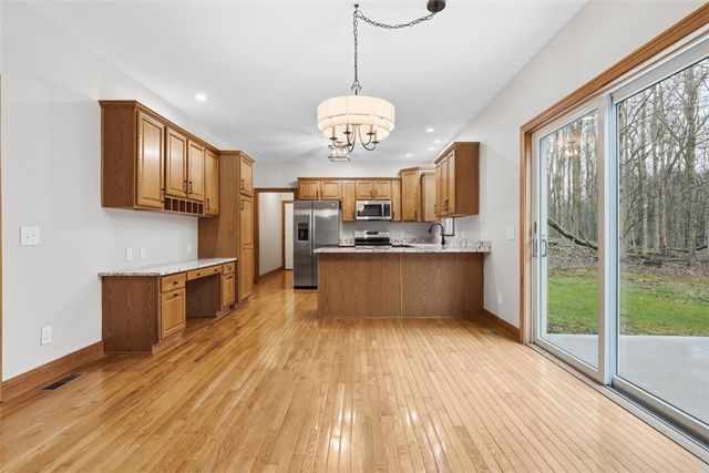 5653 Meridian Rd, Richland, PA 15044