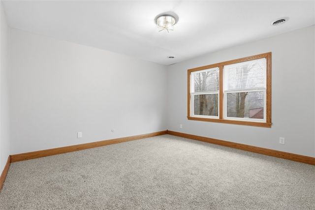 5653 Meridian Rd, Richland, PA 15044