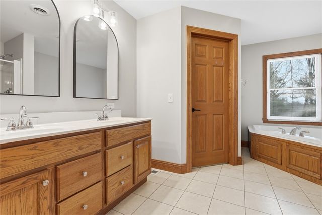 5653 Meridian Rd, Richland, PA 15044