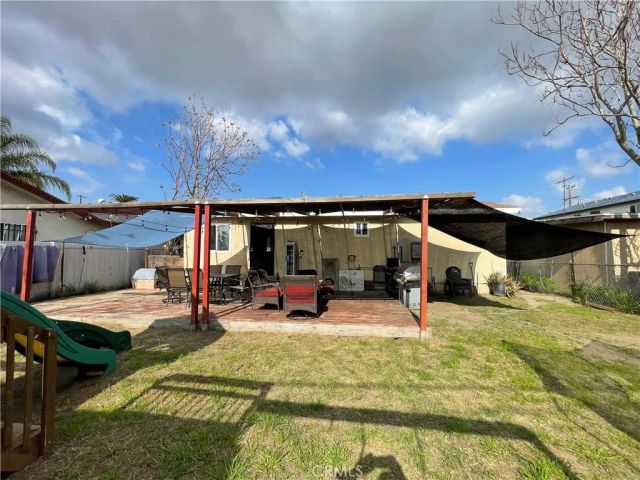 1648 E 110th, Los Angeles, CA 90059