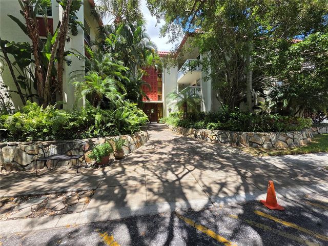 1012 PEARCE DRIVE 304, Clearwater, FL 33764