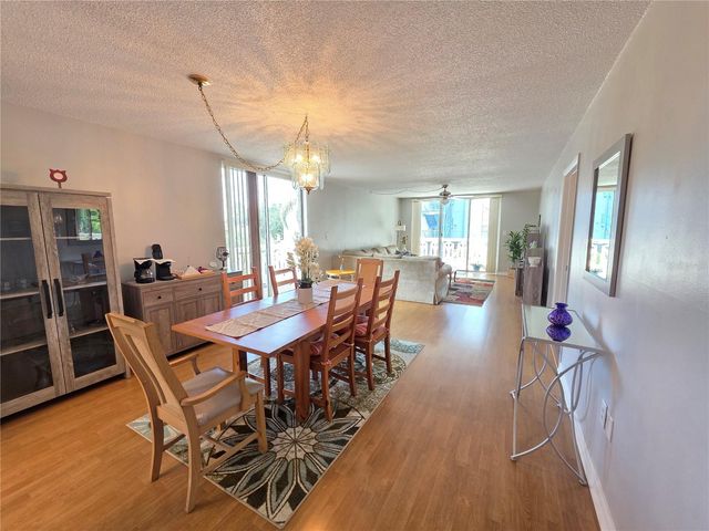 1012 PEARCE DRIVE 304, Clearwater, FL 33764