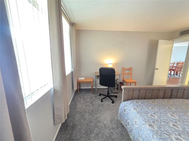 1012 PEARCE DRIVE 304, Clearwater, FL 33764