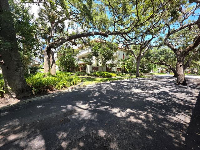 1012 PEARCE DRIVE 304, Clearwater, FL 33764