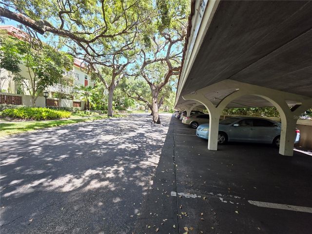 1012 PEARCE DRIVE 304, Clearwater, FL 33764