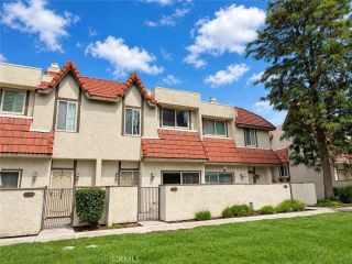 27650 Ironstone Drive 3, Canyon Country, CA 91387