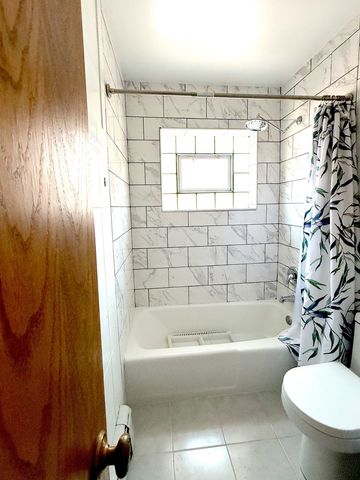 3115 N Nashville Avenue 3E, Chicago, IL 60634