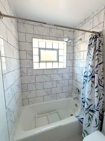3115 N Nashville Avenue 3E, Chicago, IL 60634
