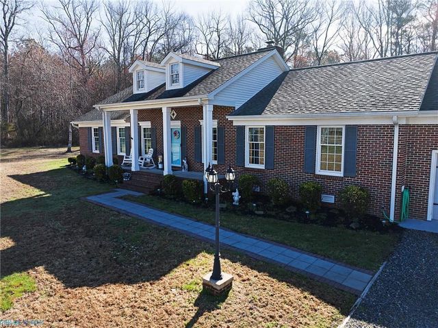 15760 John Clayton Memorial HWY, Foster, VA 23056