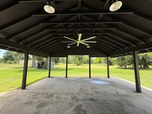 408 Bayou Gardens Drive, Houma, LA 70364