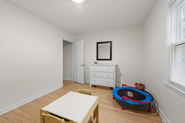 2516 Chester Road, Upper Arlington, OH 43221