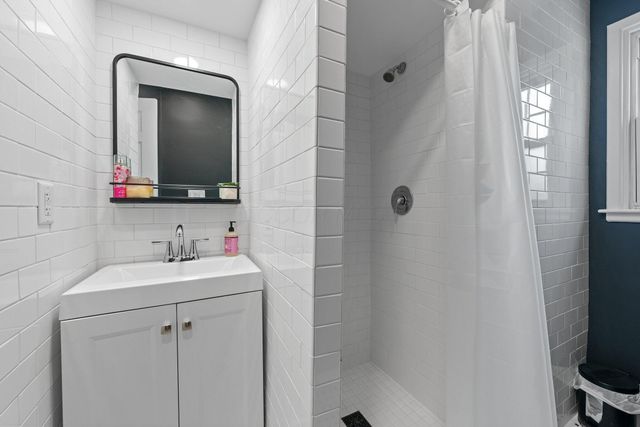 2516 Chester Road, Upper Arlington, OH 43221