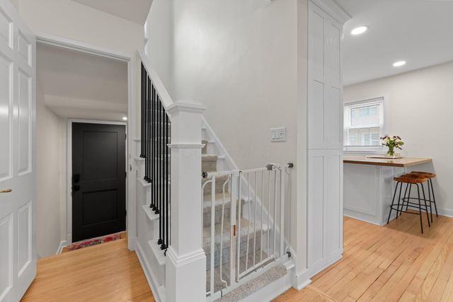 2516 Chester Road, Upper Arlington, OH 43221
