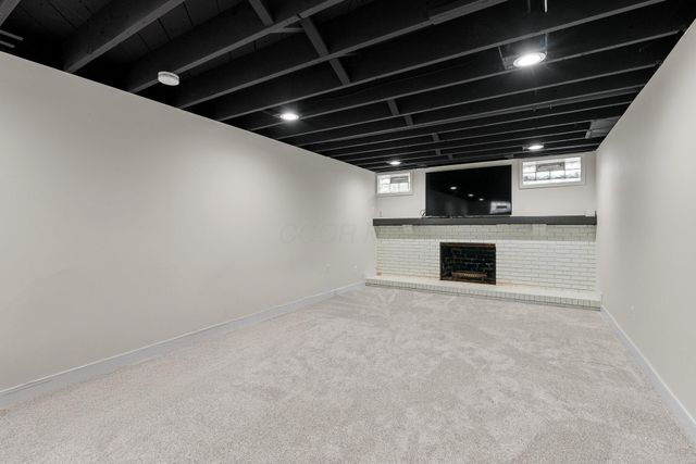 2516 Chester Road, Upper Arlington, OH 43221