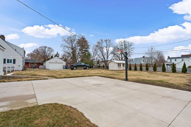 2516 Chester Road, Upper Arlington, OH 43221