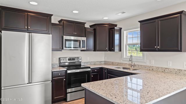 457 Worsley Way, Jacksonville, NC 28546