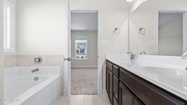 457 Worsley Way, Jacksonville, NC 28546