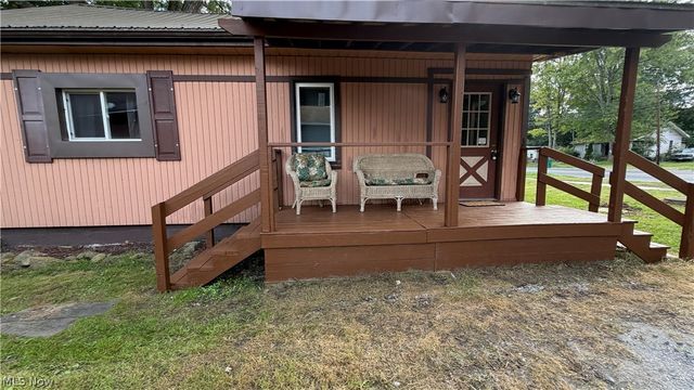 480 N Leavitt Road, Leavittsburg, OH 44430