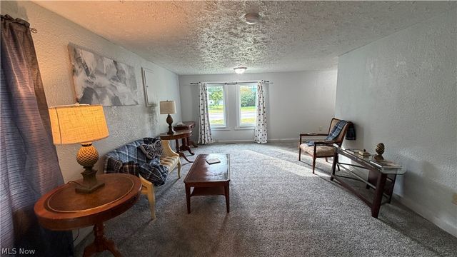 480 N Leavitt Road, Leavittsburg, OH 44430