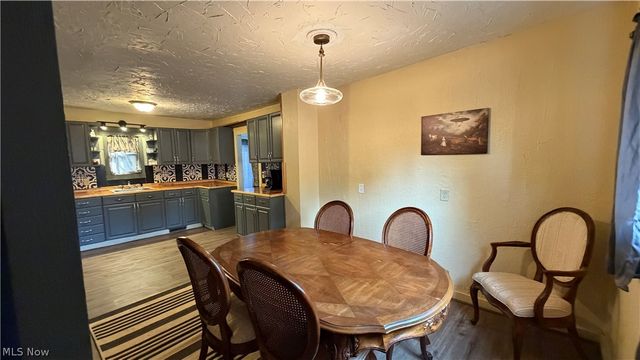 480 N Leavitt Road, Leavittsburg, OH 44430