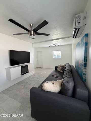 147 Lindley Road A, Daytona Beach, FL 32118