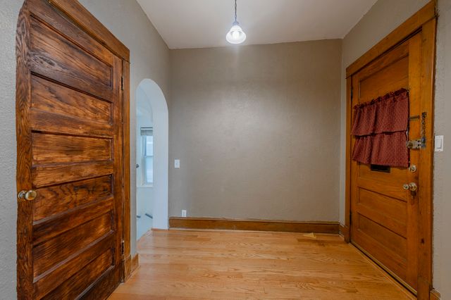 1932 W Touhy Avenue 1, Chicago, IL 60626