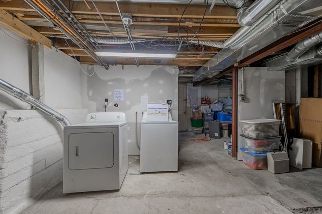 1932 W Touhy Avenue 1, Chicago, IL 60626
