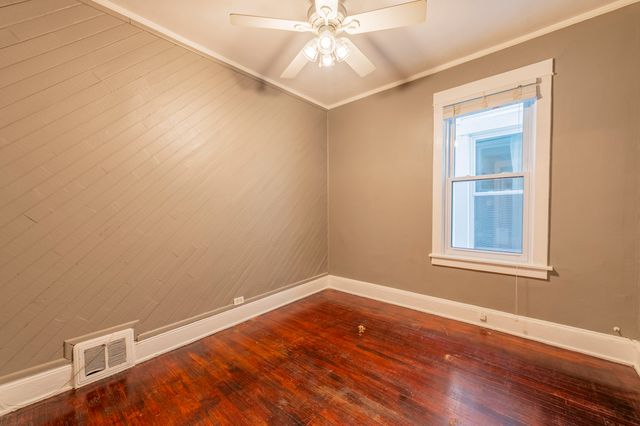 1932 W Touhy Avenue 1, Chicago, IL 60626