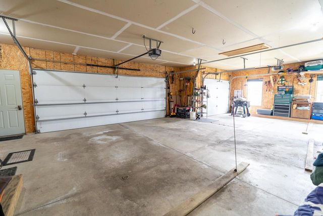 207 W 2nd Street, Friesland, WI 53935