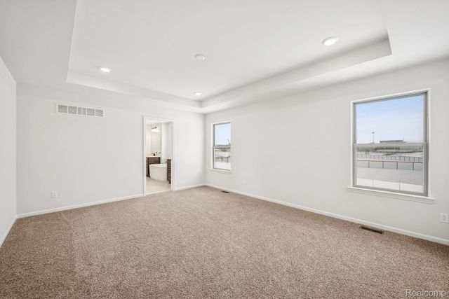 12185 Moore Lane, Washington Township, MI 48094