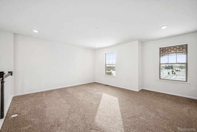 12185 Moore Lane, Washington Township, MI 48094