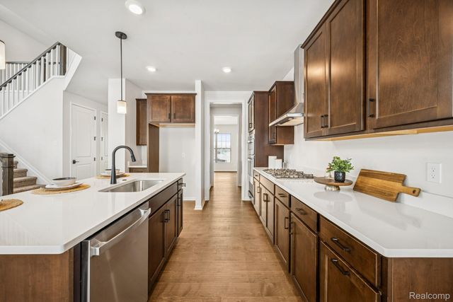 12185 Moore Lane, Washington Township, MI 48094