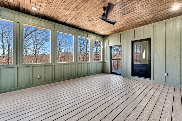 2 Steven Lane, Bella Vista, AR 72715