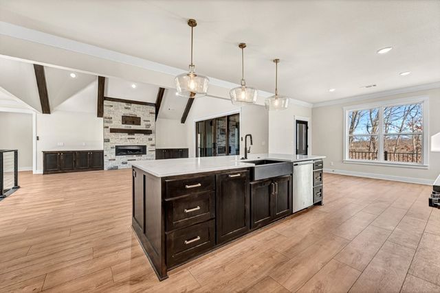 2 Steven Lane, Bella Vista, AR 72715