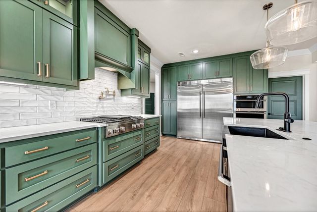 2 Steven Lane, Bella Vista, AR 72715