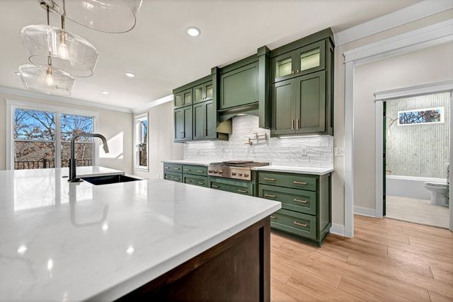 2 Steven Lane, Bella Vista, AR 72715