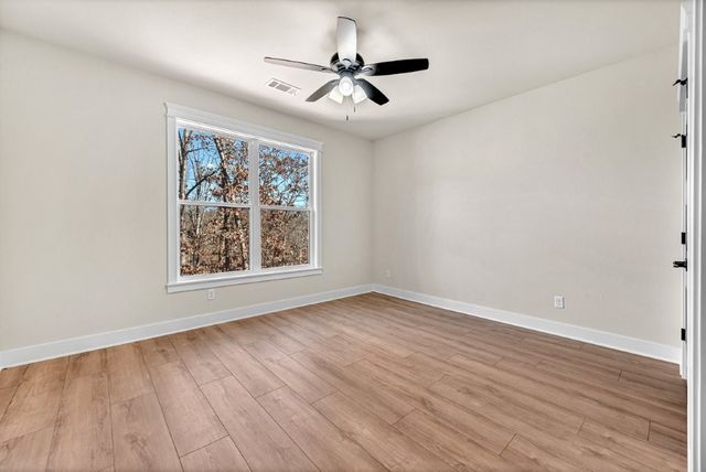 2 Steven Lane, Bella Vista, AR 72715