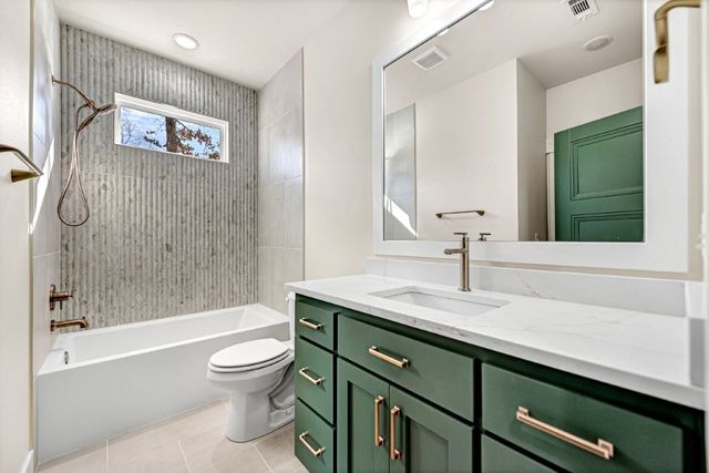 2 Steven Lane, Bella Vista, AR 72715