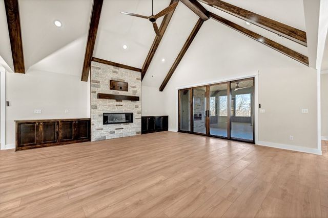 2 Steven Lane, Bella Vista, AR 72715