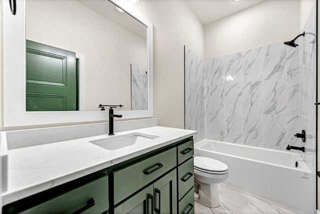 2 Steven Lane, Bella Vista, AR 72715